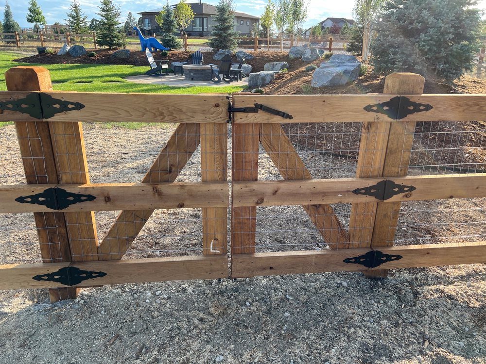 Fence framing posts and rails